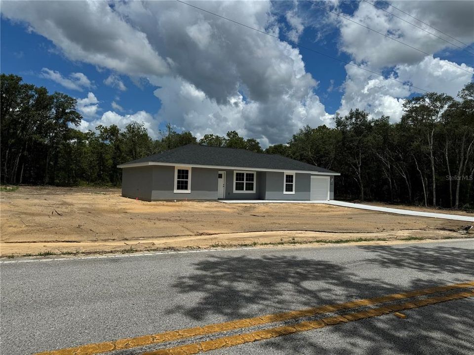 For Sale: $229,000 (3 beds, 2 baths, 1232 Square Feet)