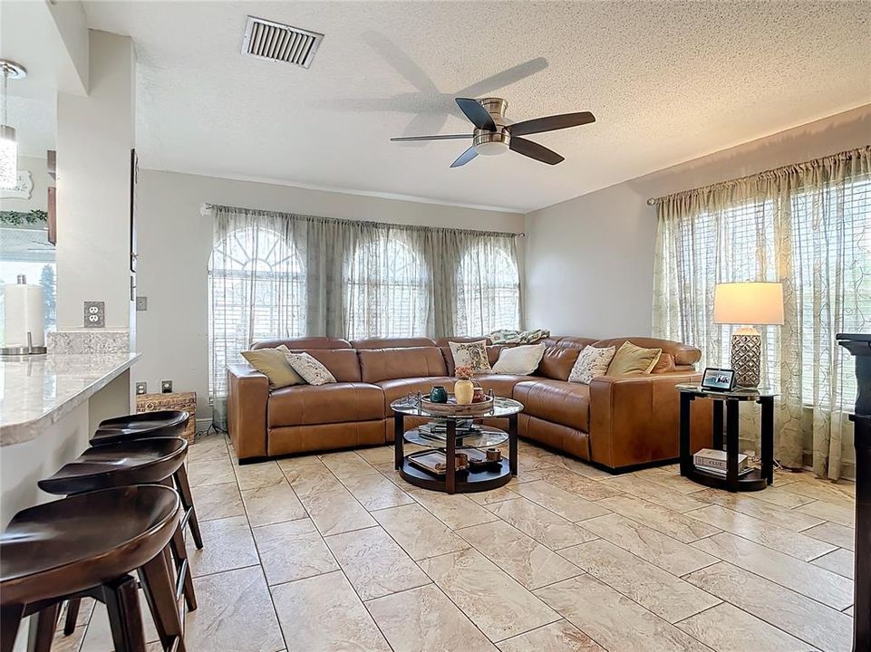 For Sale: $445,000 (4 beds, 2 baths, 2096 Square Feet)