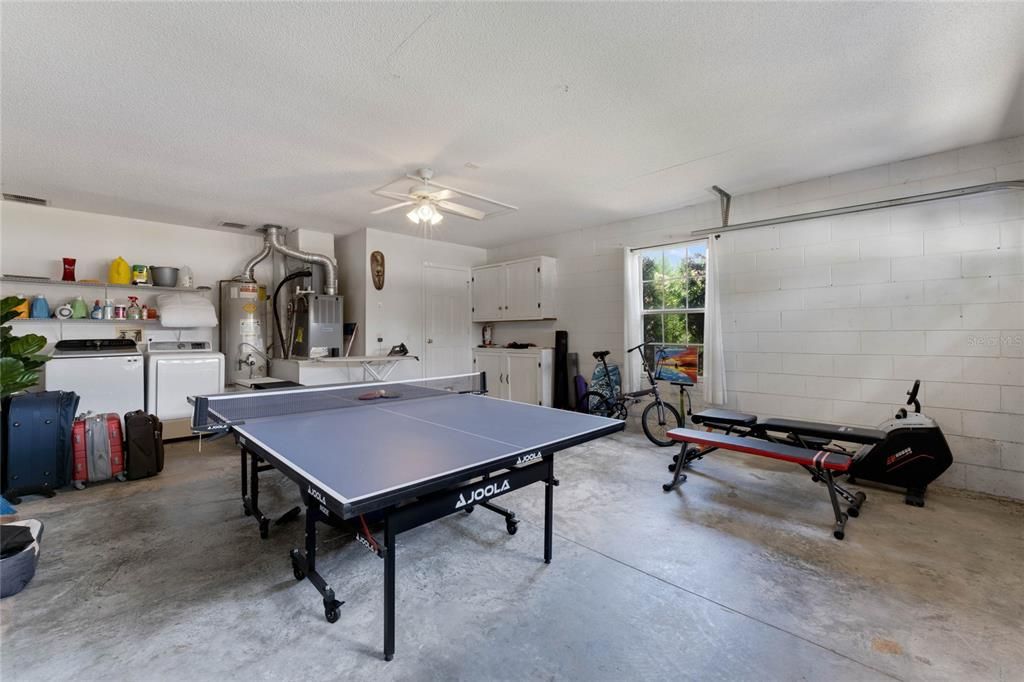 Active With Contract: $395,000 (3 beds, 2 baths, 1228 Square Feet)