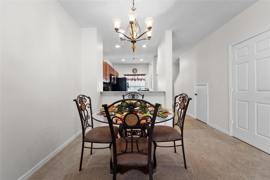 For Sale: $269,500 (2 beds, 2 baths, 1292 Square Feet)