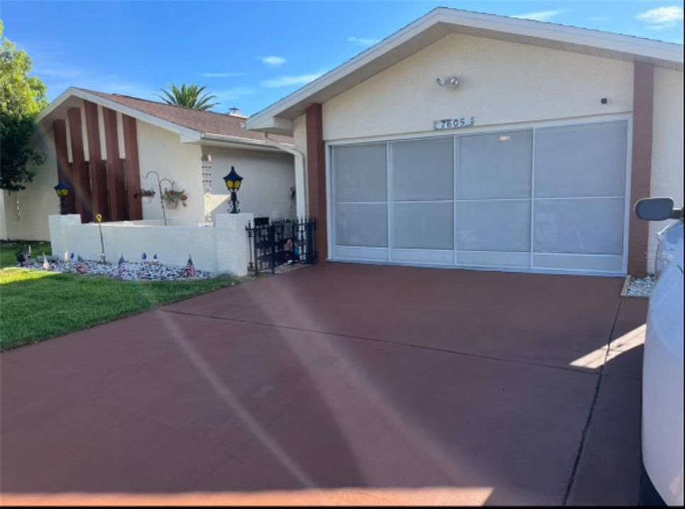 For Rent: $2,580 (3 beds, 2 baths, 1718 Square Feet)