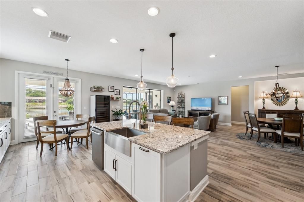 Active With Contract: $625,000 (4 beds, 3 baths, 2436 Square Feet)