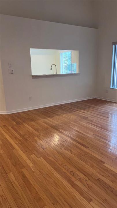 For Rent: $2,000 (2 beds, 2 baths, 1173 Square Feet)