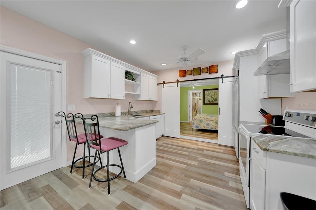 Active With Contract: $309,900 (2 beds, 2 baths, 1413 Square Feet)