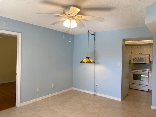 For Rent: $1,525 (2 beds, 2 baths, 838 Square Feet)