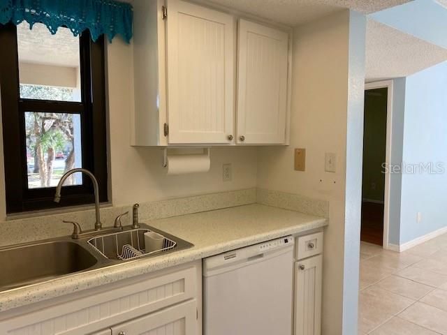 For Rent: $1,525 (2 beds, 2 baths, 838 Square Feet)