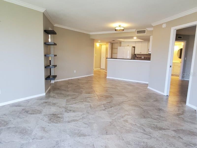 For Rent: $2,000 (2 beds, 2 baths, 1168 Square Feet)