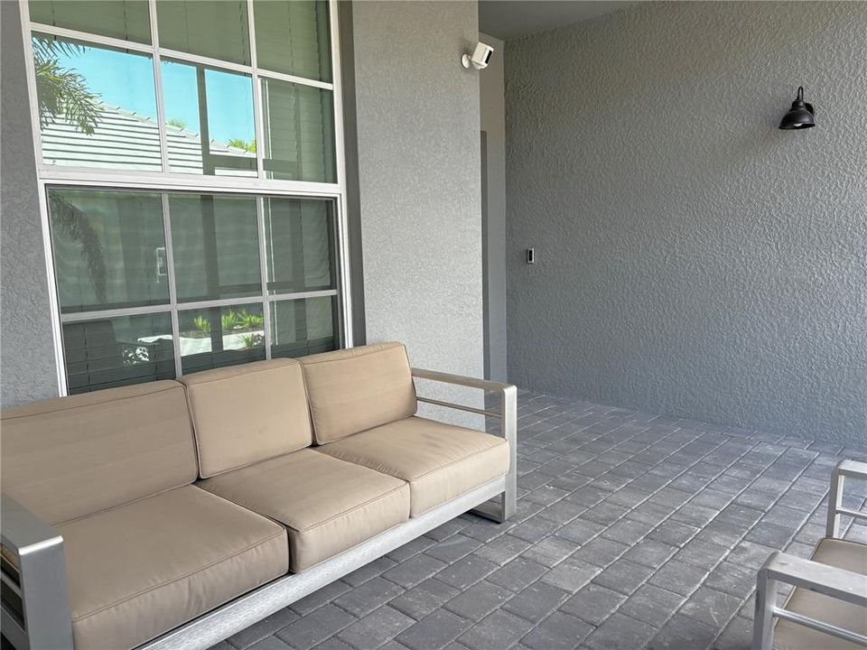 For Rent: $6,000 (2 beds, 2 baths, 1569 Square Feet)