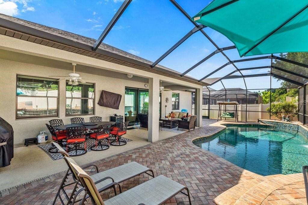 Active With Contract: $615,000 (4 beds, 3 baths, 2827 Square Feet)