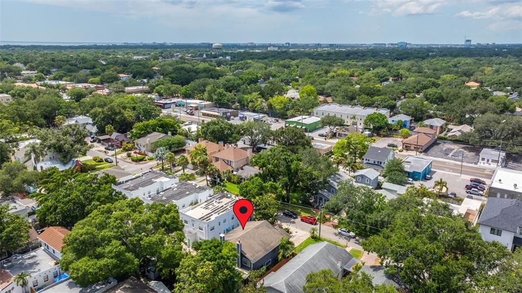 Active With Contract: $624,900 (2 beds, 2 baths, 1295 Square Feet)