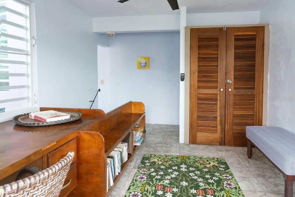 En Venta: $595,000 (3 camas, 2 baños, 1620 Pies cuadrados)