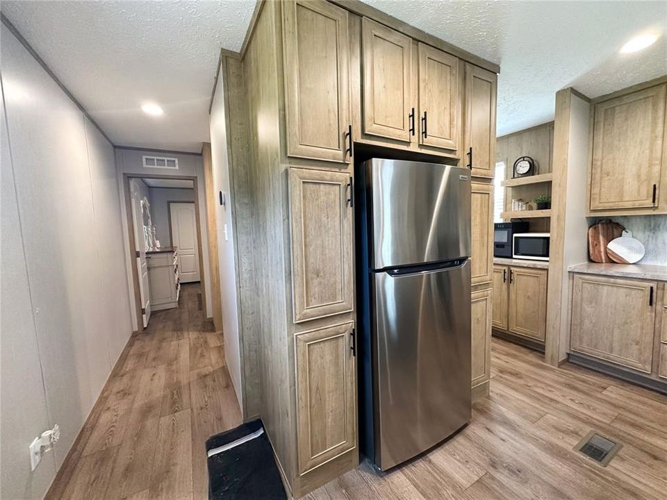 For Sale: $329,900 (3 beds, 2 baths, 1125 Square Feet)