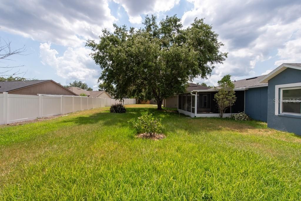 Active With Contract: $365,000 (3 beds, 2 baths, 1263 Square Feet)