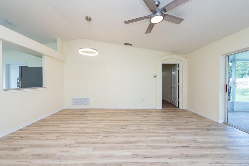 Active With Contract: $365,000 (3 beds, 2 baths, 1263 Square Feet)