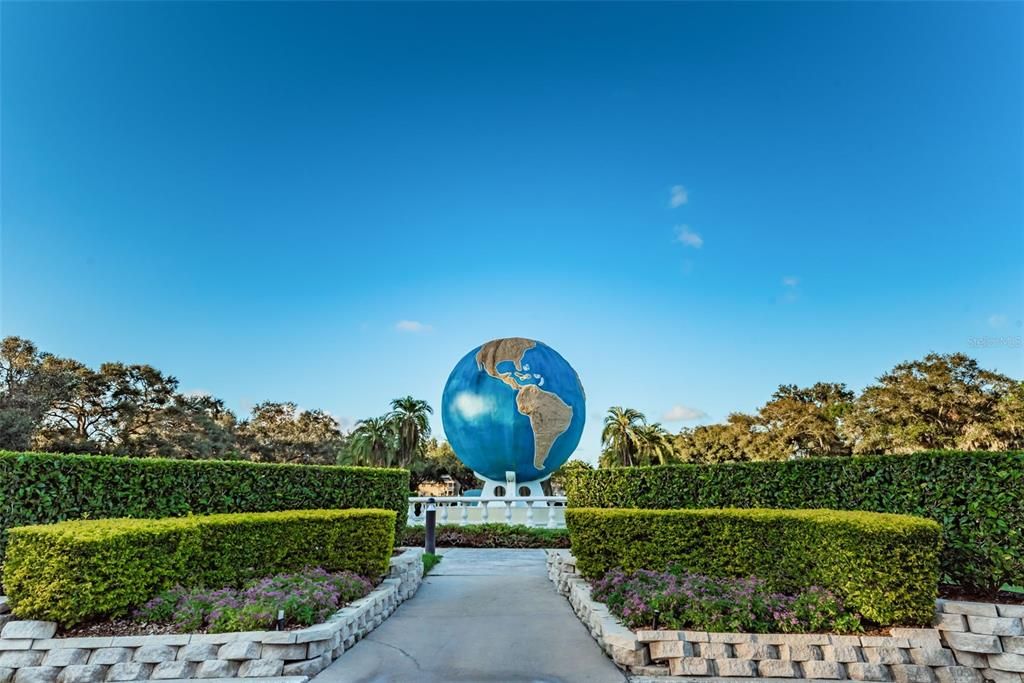 Main Entrance off of Sunset Point Road