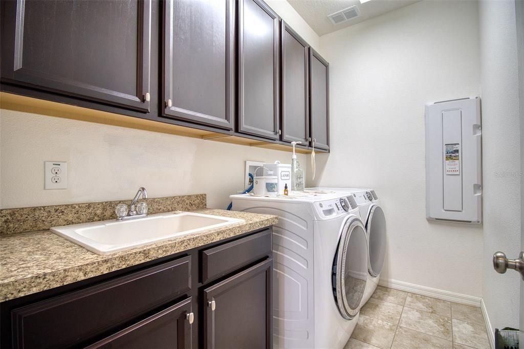 Large Laundry Room