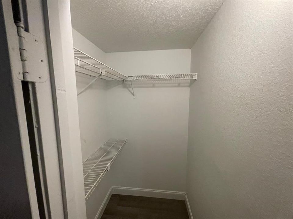 For Rent: $1,700 (2 beds, 2 baths, 1019 Square Feet)