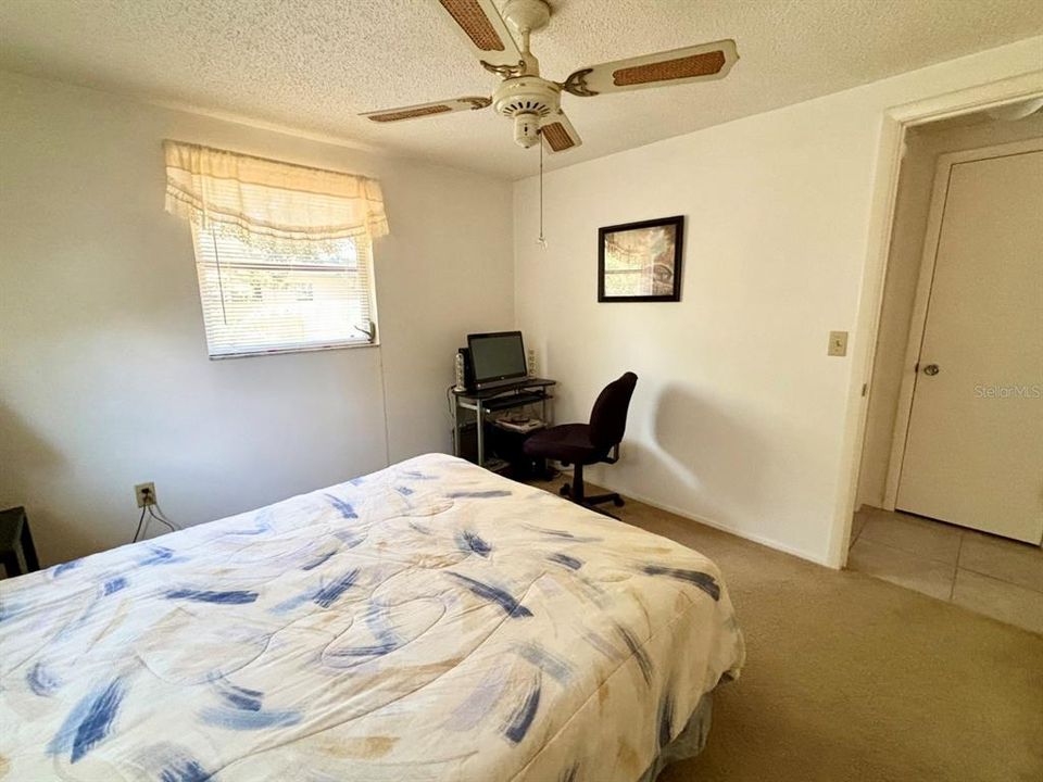 For Sale: $249,500 (2 beds, 1 baths, 792 Square Feet)