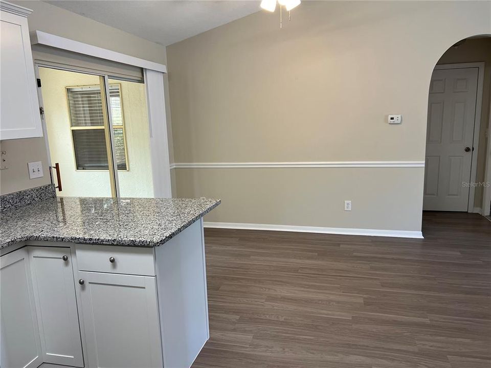 Active With Contract: $325,000 (3 beds, 2 baths, 1512 Square Feet)