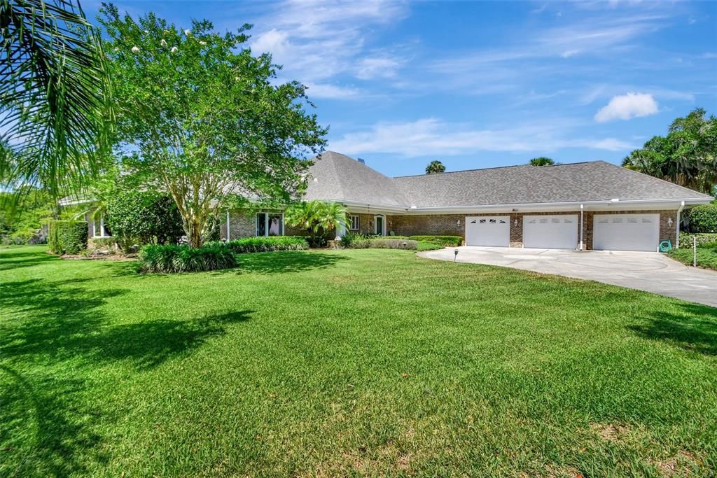 For Sale: $1,200,000 (3 beds, 2 baths, 3199 Square Feet)