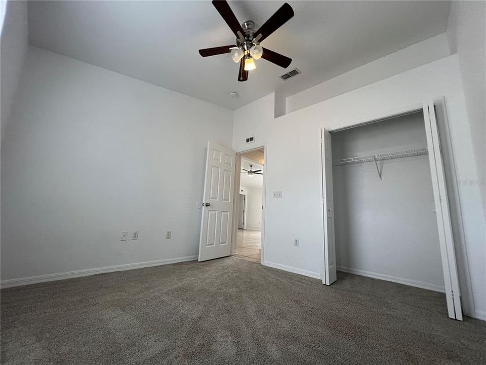 Active With Contract: $1,800 (3 beds, 2 baths, 1233 Square Feet)