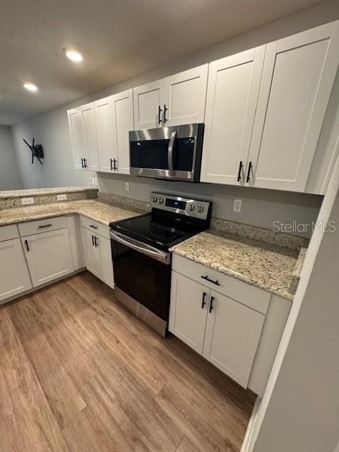 For Rent: $2,350 (3 beds, 2 baths, 1713 Square Feet)