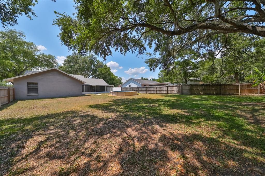 Active With Contract: $410,000 (3 beds, 2 baths, 1740 Square Feet)