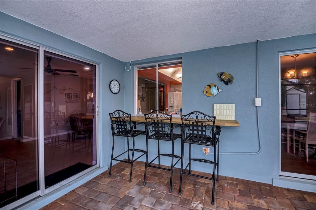 For Sale: $325,000 (3 beds, 2 baths, 1734 Square Feet)