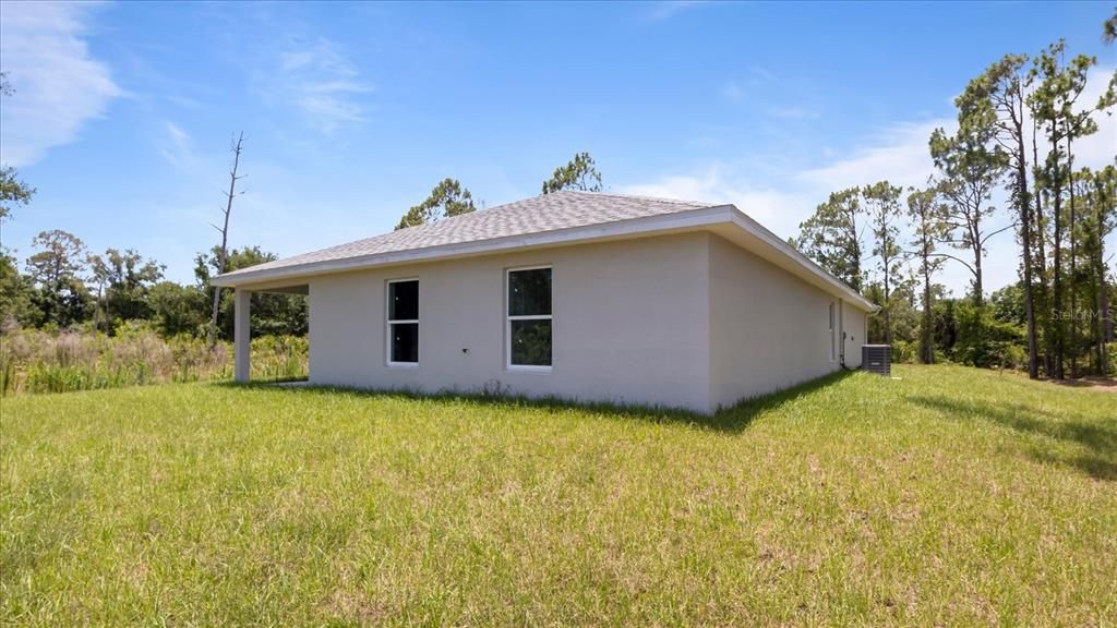 For Sale: $350,000 (4 beds, 2 baths, 1800 Square Feet)