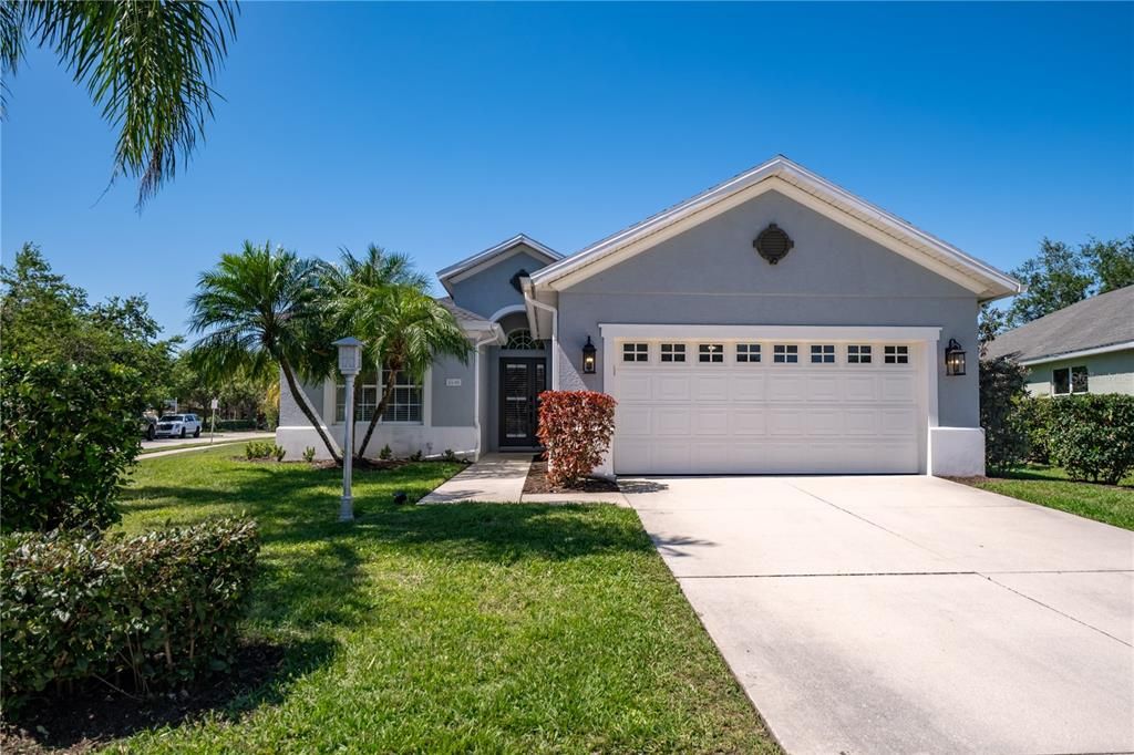 For Sale: $660,000 (3 beds, 2 baths, 2090 Square Feet)