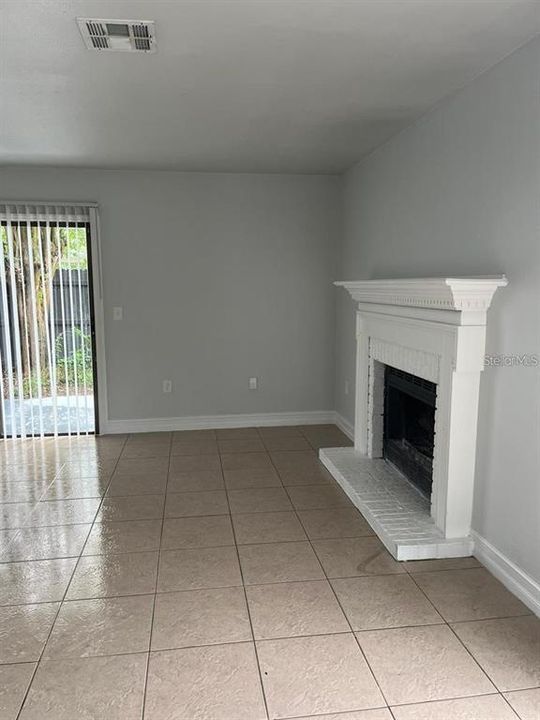 For Rent: $1,597 (2 beds, 2 baths, 900 Square Feet)