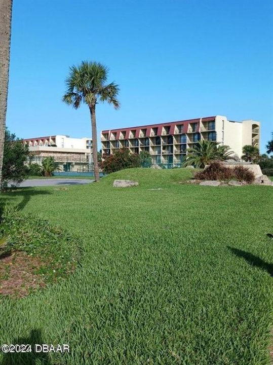 Recently Sold: $152,000 (1 beds, 1 baths, 590 Square Feet)