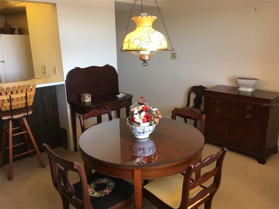 Active With Contract: $329,900 (2 beds, 2 baths, 1200 Square Feet)