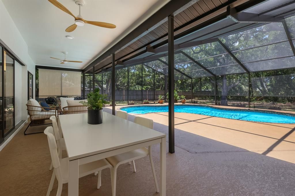 great covered patio area makes for awesome FL living