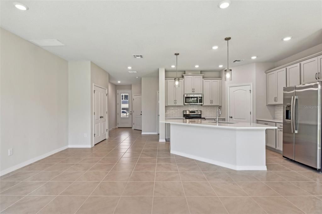 Kitchen & Dining Room