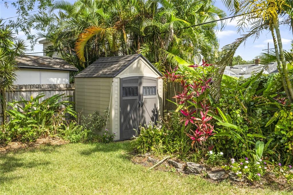 For Sale: $515,000 (3 beds, 2 baths, 1276 Square Feet)