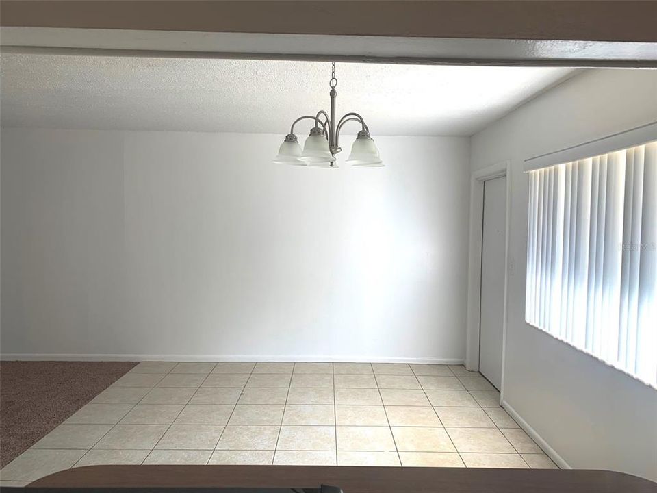 For Rent: $1,215 (2 beds, 2 baths, 988 Square Feet)