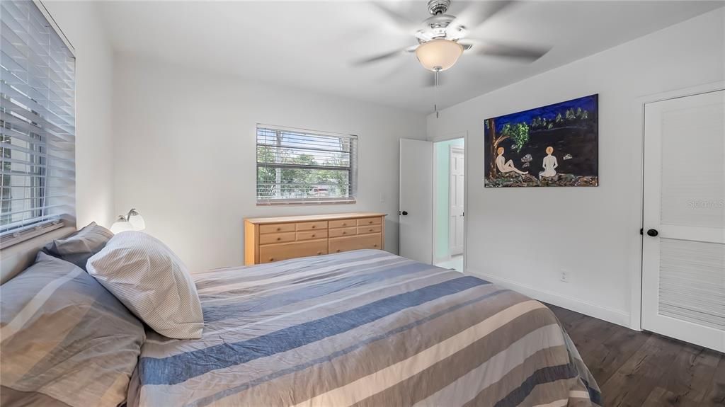 Active With Contract: $409,000 (3 beds, 2 baths, 1312 Square Feet)