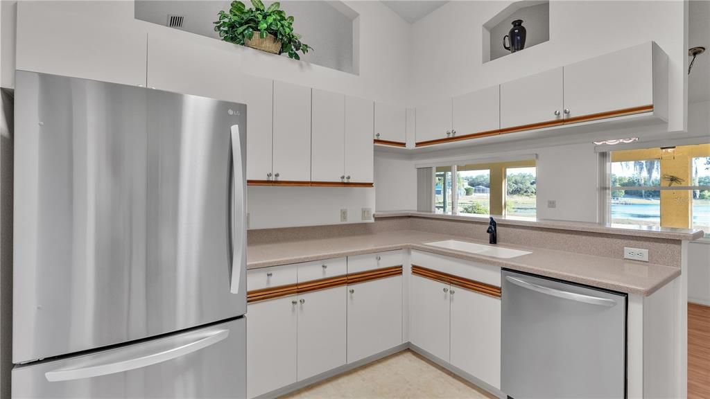 Kitchen & LAKE VIEWS!