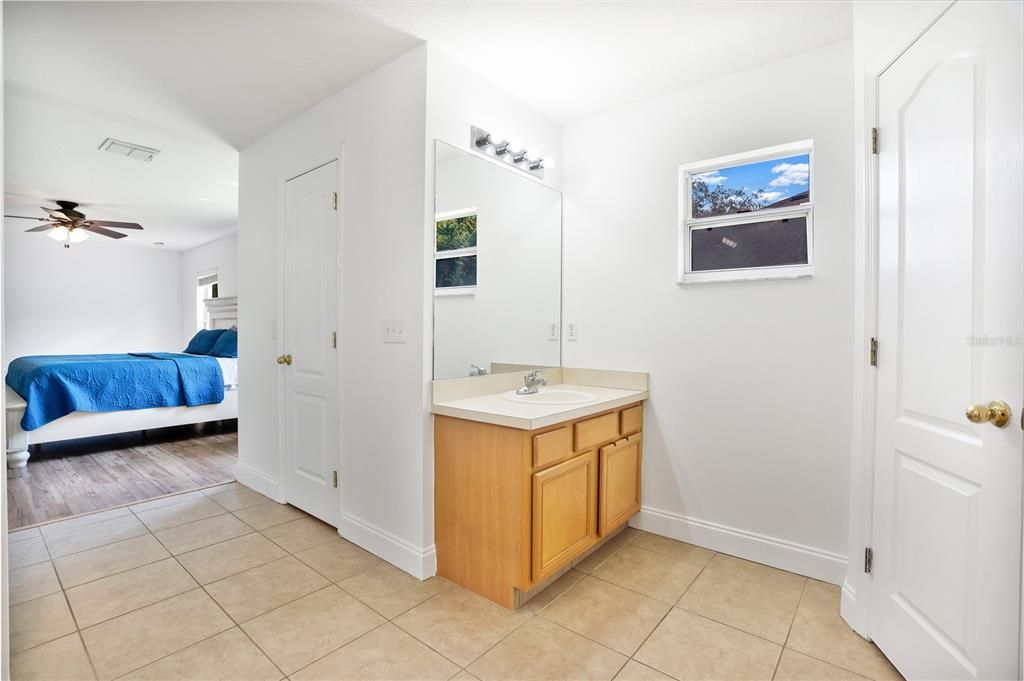 Active With Contract: $494,000 (3 beds, 2 baths, 2015 Square Feet)