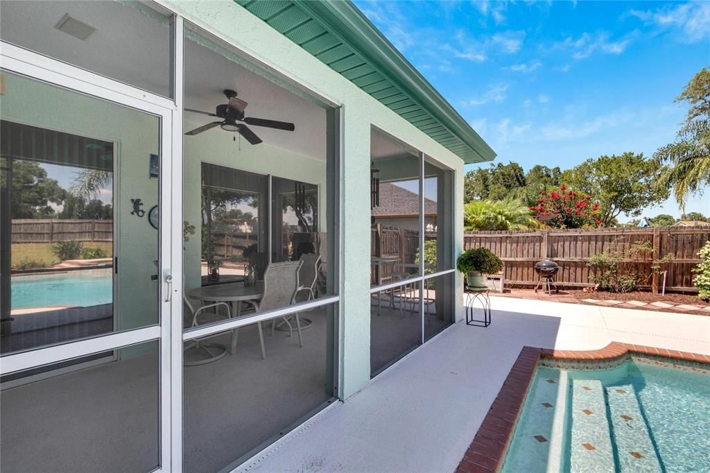 Active With Contract: $385,000 (4 beds, 2 baths, 1850 Square Feet)