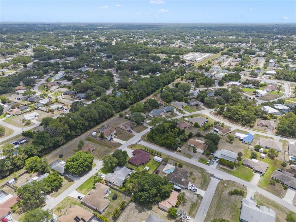 For Sale: $350,000 (3 beds, 2 baths, 1747 Square Feet)