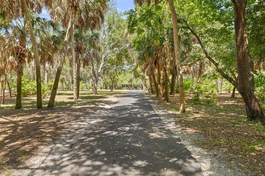 Active With Contract: $550,000 (3 beds, 2 baths, 1937 Square Feet)