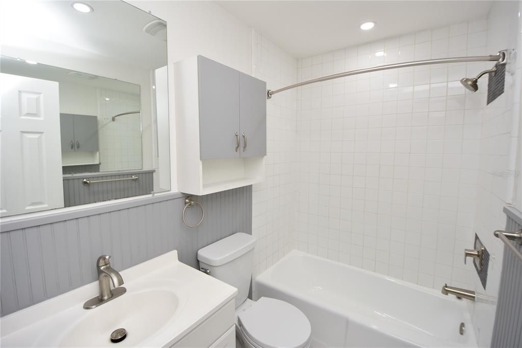 最近租的: $1,900 (3 贝兹, 2 浴室, 1170 平方英尺)