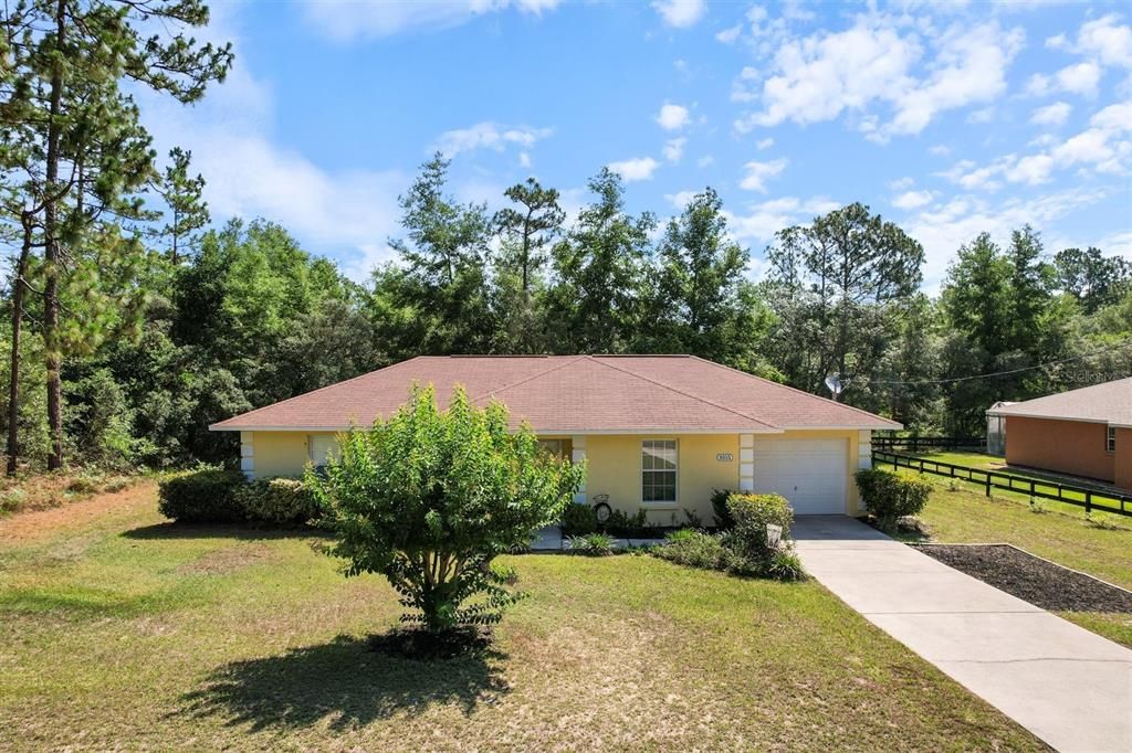 Active With Contract: $235,000 (3 beds, 2 baths, 1178 Square Feet)