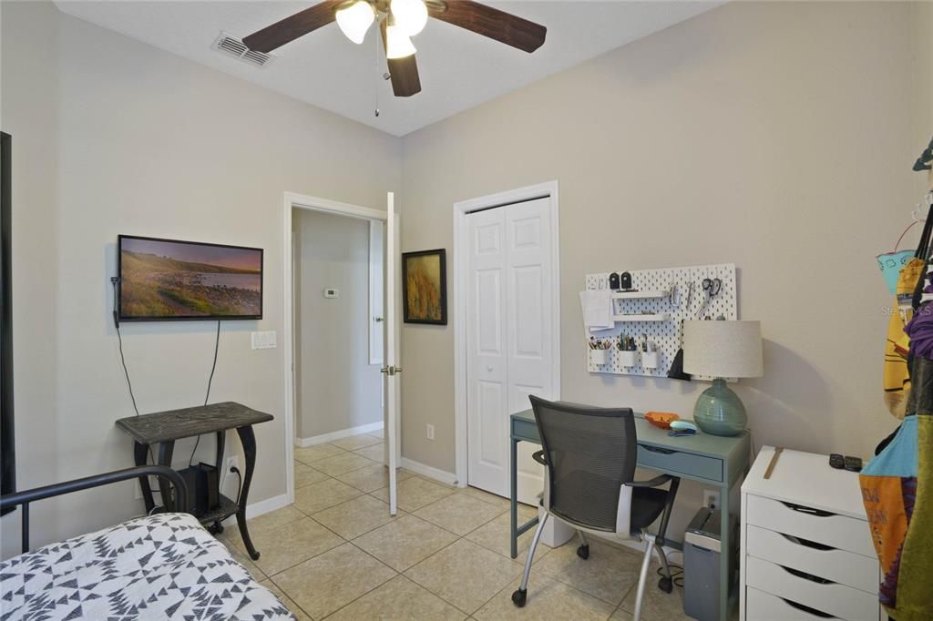 Active With Contract: $305,000 (3 beds, 2 baths, 1255 Square Feet)