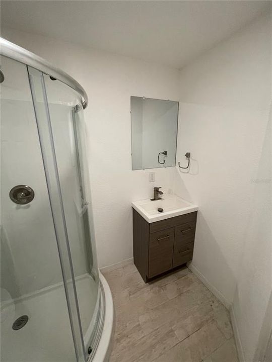 For Sale: $329,900 (2 beds, 1 baths, 808 Square Feet)