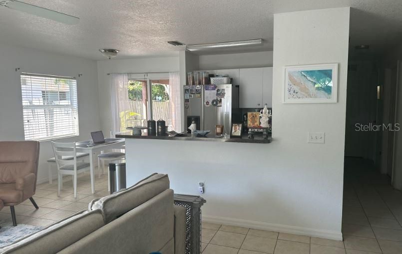 Recently Rented: $2,195 (3 beds, 2 baths, 1063 Square Feet)