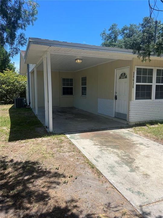 For Rent: $1,600 (2 beds, 1 baths, 856 Square Feet)