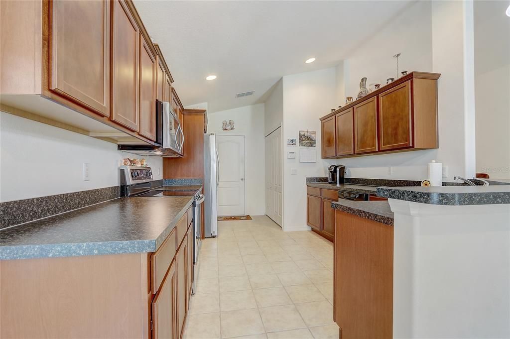 For Sale: $464,900 (3 beds, 2 baths, 1655 Square Feet)